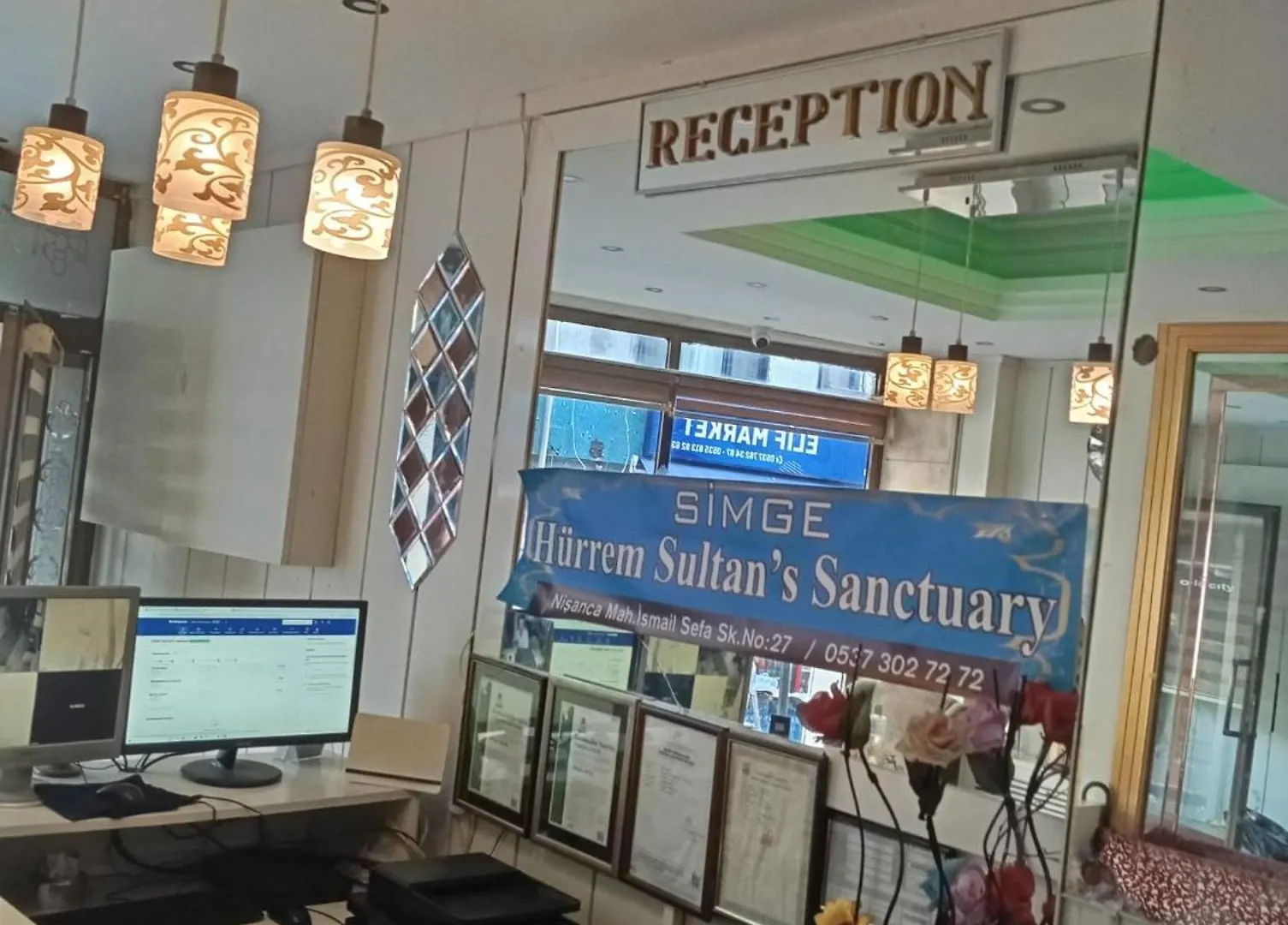 Huerrem Sultan\'S Sanctuary location